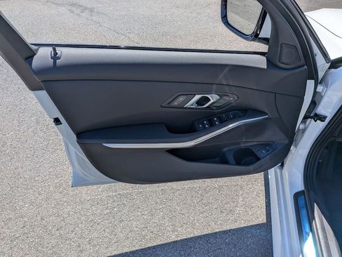 New 2026 BMW 330i xDrive Sedan w/ M Sport Package AWD/4WD image 7