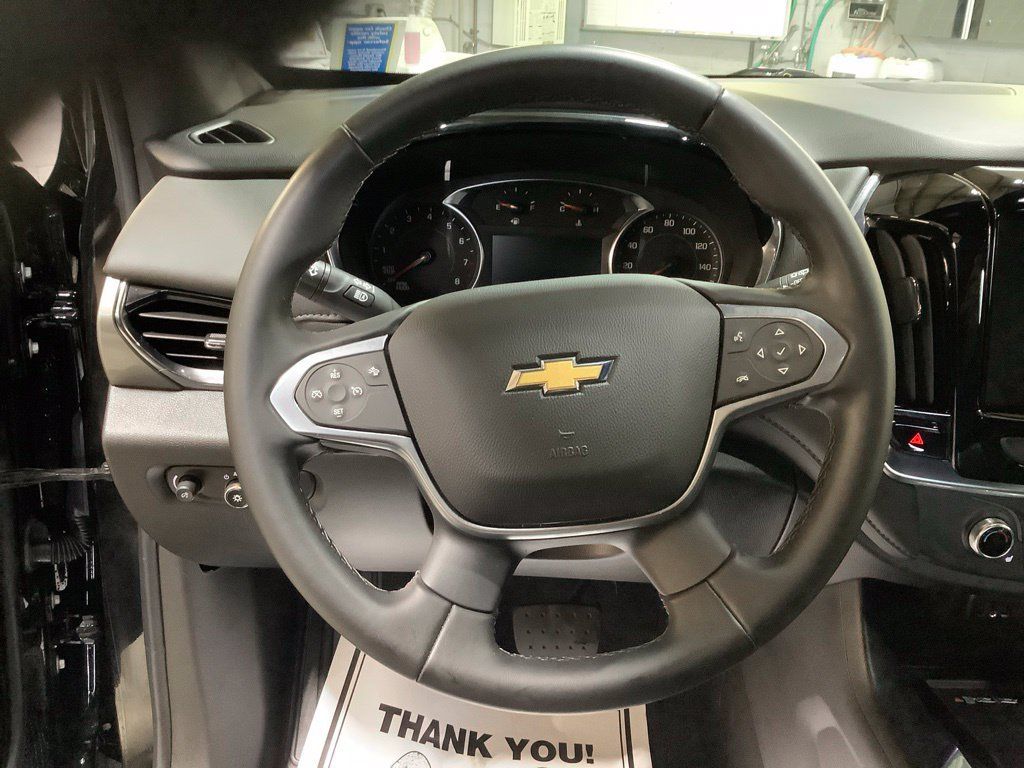 Used 2023 Chevrolet Traverse LT AWD/4WD image 21