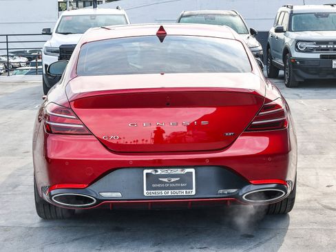 Used 2023 Genesis G70 3.3T w/ Sport Prestige Package image 5