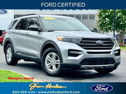 Certified 2023 Ford Explorer XLT w/ Equipment Group 202A RWD image 1