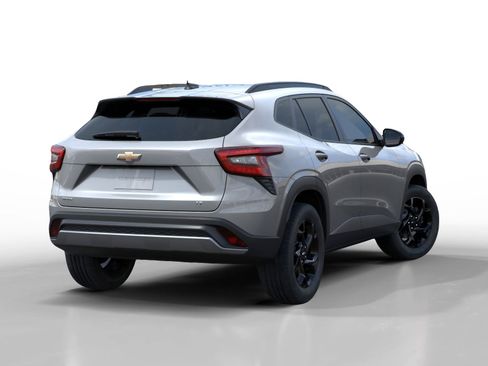 New 2026 Chevrolet Trax LT image 4
