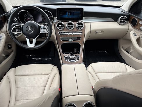 Used 2020 Mercedes-Benz C 300 4MATIC Sedan image 20
