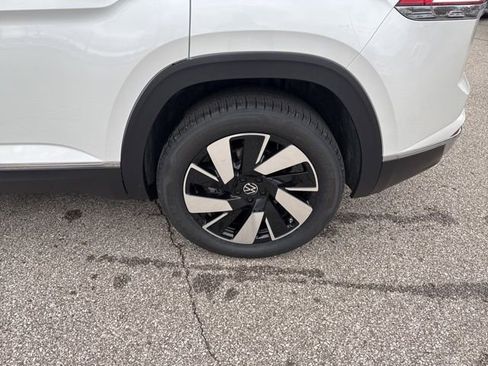 New 2026 Volkswagen Atlas Cross Sport SEL image 24