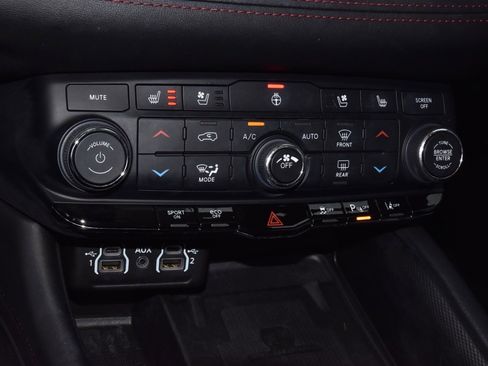 Used 2022 Dodge Durango R/T image 31