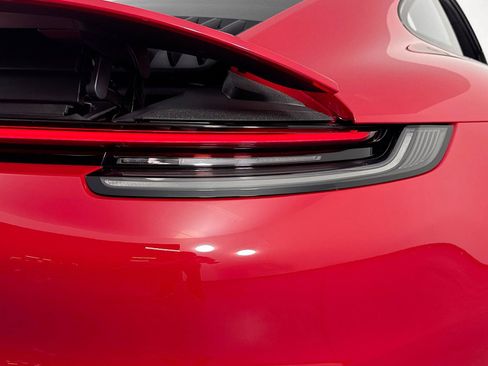 Used 2022 Porsche 911 Carrera S RWD image 43