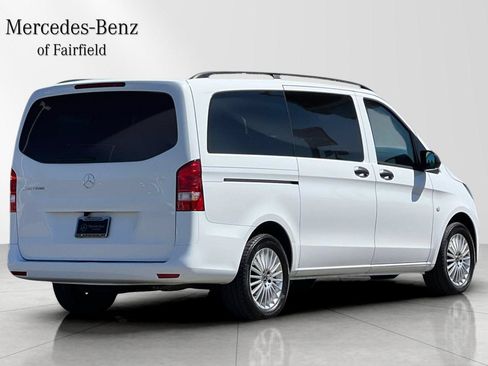 Used 2023 Mercedes-Benz Metris Passenger image 2