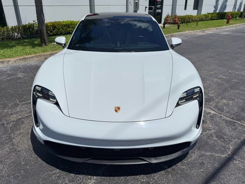 Used 2023 Porsche Taycan RWD image 11