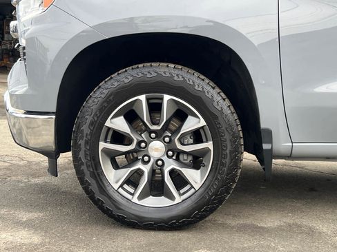 Certified 2024 Chevrolet Silverado 1500 LT image 11