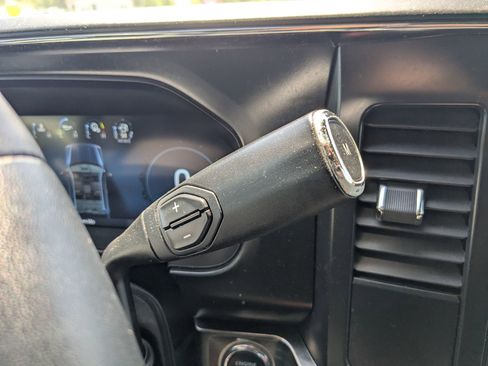 Used 2023 Ford F250 Lariat w/ Chrome Package AWD/4WD image 20