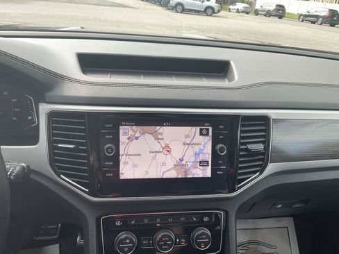 Used 2019 Volkswagen Atlas SEL R-Line AWD/4WD image 21