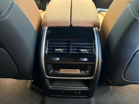 New 2026 BMW X5 xDrive40i AWD/4WD image 9