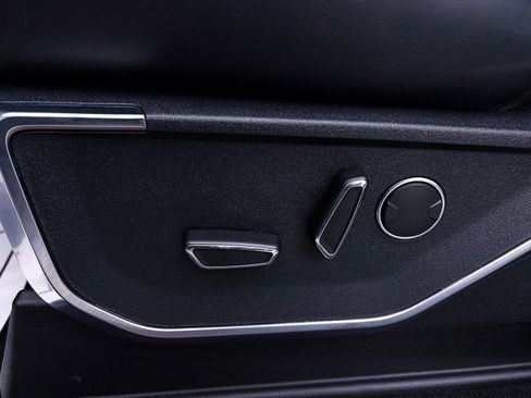 Used 2023 Ford F150 Raptor image 40