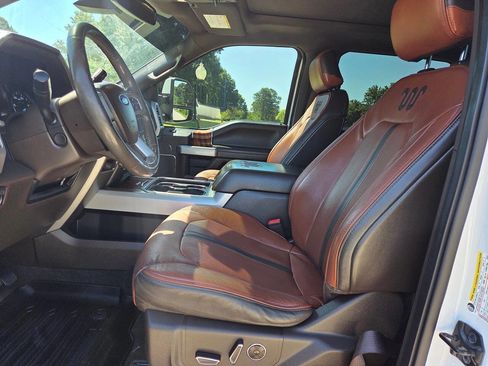 Used 2018 Ford F250 King Ranch w/ King Ranch Ultimate Package AWD/4WD image 10