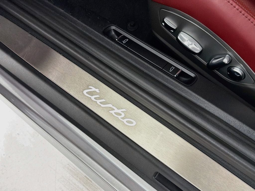 Certified 2017 Porsche 911 4 Coupe AWD/4WD image 16