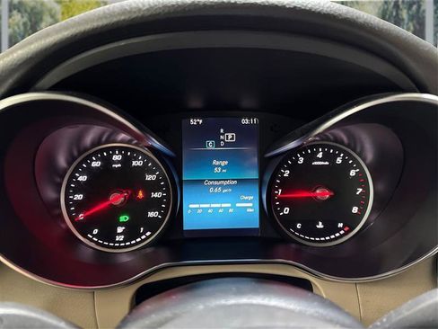 Used 2020 Mercedes-Benz GLC 300 4MATIC image 17