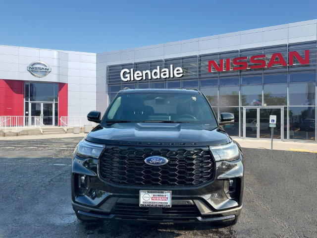Used 2026 Ford Explorer ST-Line AWD/4WD image 2