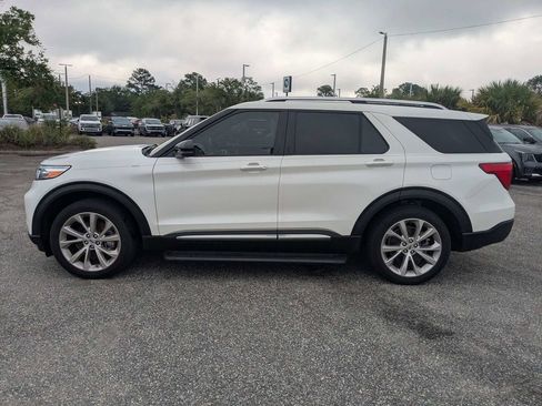 Used 2022 Ford Explorer Platinum w/ Technology Package AWD/4WD image 7