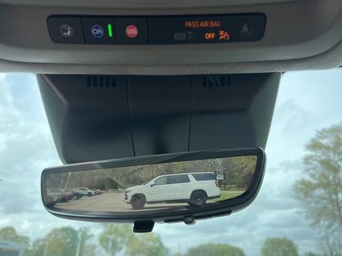 Used 2023 Cadillac Escalade ESV Premium Luxury Platinum image 39