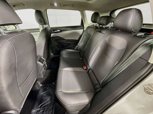Certified 2024 Volkswagen Taos SE AWD/4WD image 20