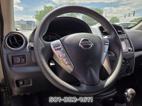 Used 2015 Nissan Versa FWD image 9