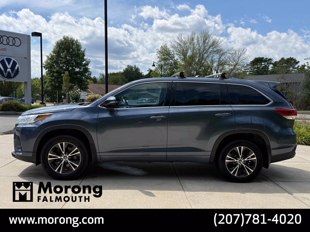 Used 2018 Toyota Highlander LE AWD/4WD image 6