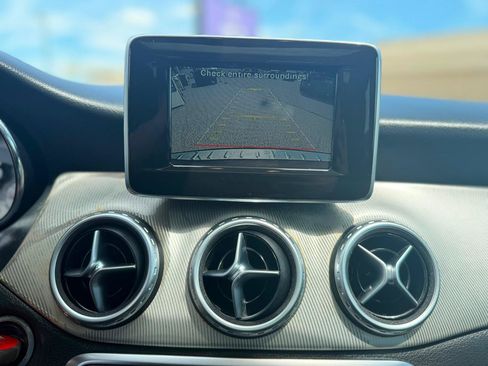 Used 2015 Mercedes-Benz GLA 250 w/ Premium Package image 15