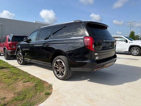 Used 2025 Ford Expedition Max King Ranch AWD/4WD image 12