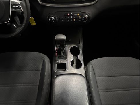 Used 2020 Kia Sorento LX image 19