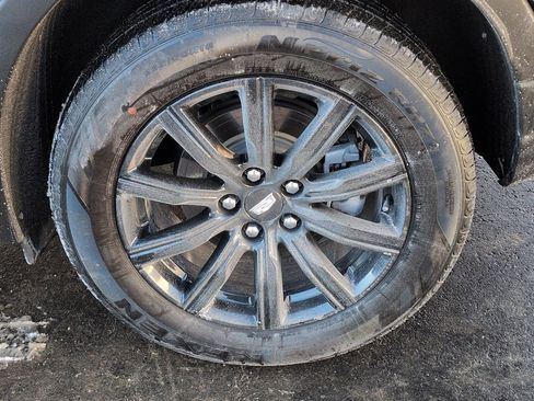 Certified 2023 Cadillac XT4 Sport w/ Technology Package image 17