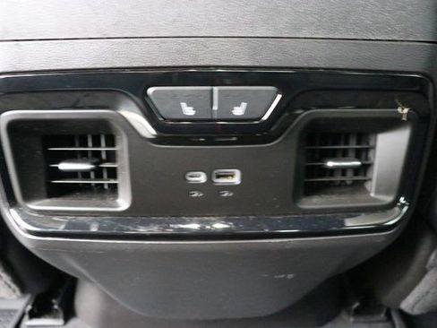 Used 2024 Chevrolet Silverado 1500 ZR2 w/ Technology Package image 16