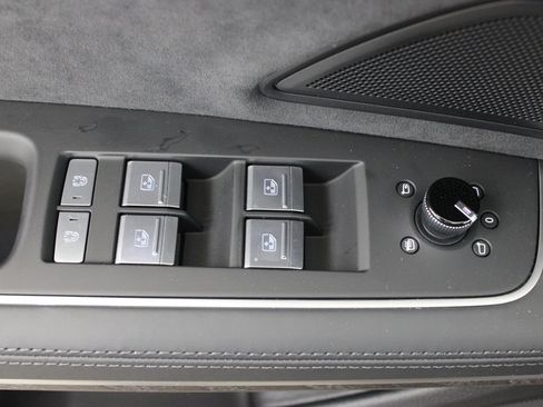 New 2026 Audi A8 L 3.0T AWD/4WD image 18