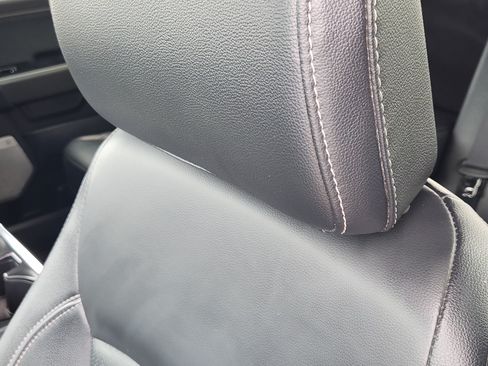 Used 2025 Ford F150 Lariat w/ Equipment Group 501A Mid AWD/4WD image 16