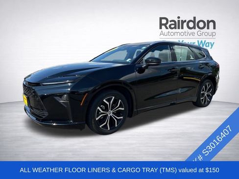 Used 2025 Toyota Crown Signia AWD/4WD image 3