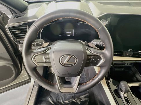 Used 2023 Lexus NX 350h AWD image 11
