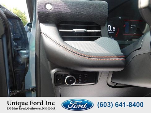 Used 2025 Ford Explorer ST AWD/4WD image 15