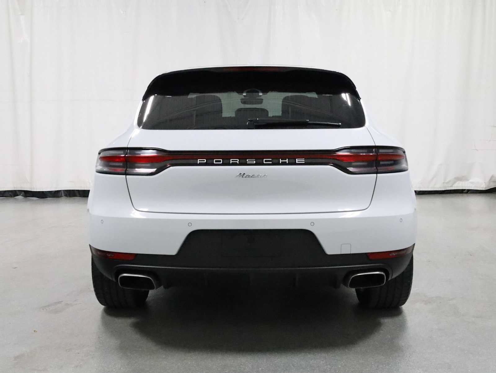 Used 2020 Porsche Macan AWD/4WD image 7