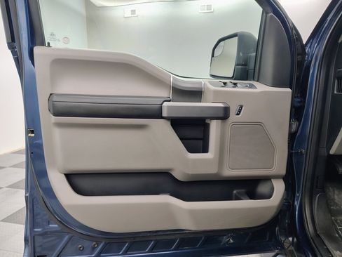 Used 2016 Ford F150 XLT w/ Equipment Group 301A Mid image 22