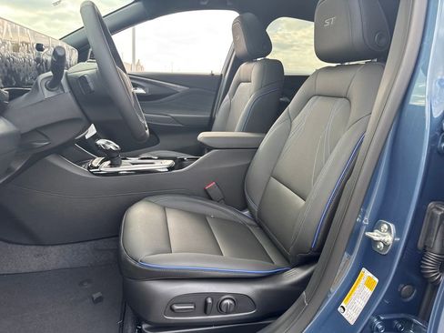 New 2026 Buick Envista Sport Touring w/ Convenience I Package image 16