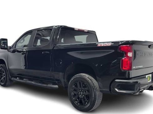 Used 2021 Chevrolet Silverado 1500 LT Trail Boss image 4