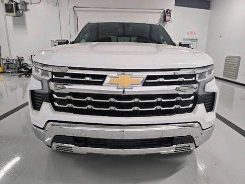 Used 2023 Chevrolet Silverado 1500 LTZ w/ LTZ Convenience Package II image 2