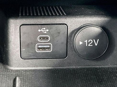 Used 2025 Ford Escape ST-Line AWD/4WD image 33