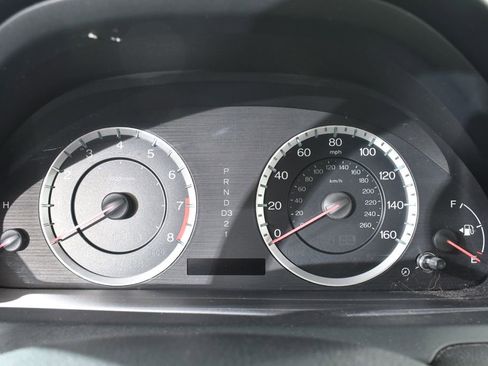 Used 2011 Honda Accord EX-L image 25