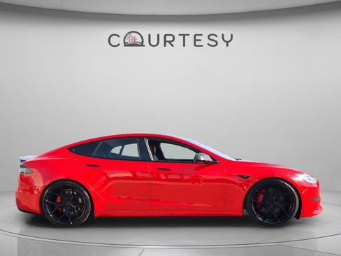 Used 2021 Tesla Model S Plaid AWD/4WD image 6