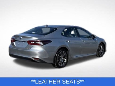 Used 2024 Toyota Camry XLE w/ Navigation Package FWD image 4