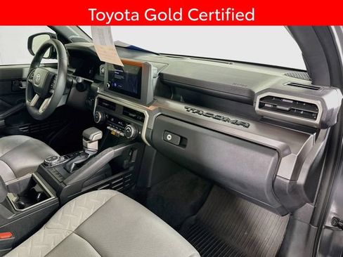 Certified 2024 Toyota Tacoma SR5 AWD/4WD image 30