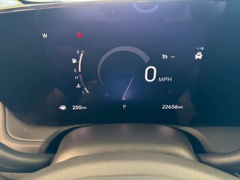 Used 2024 Buick Encore GX Sport Touring w/ Comfort Package image 37