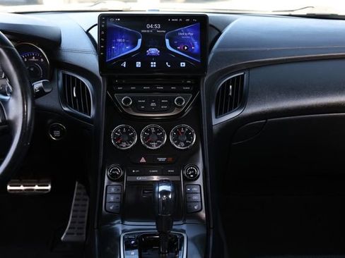 Used 2013 Hyundai Genesis 3.8 image 36