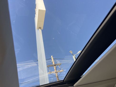 Used 2024 Nissan Rogue Platinum image 20