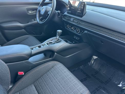 Certified 2026 Honda HR-V Sport image 17