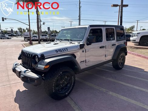 Used 2023 Jeep Wrangler Unlimited w/ Cold Weather Group image 3